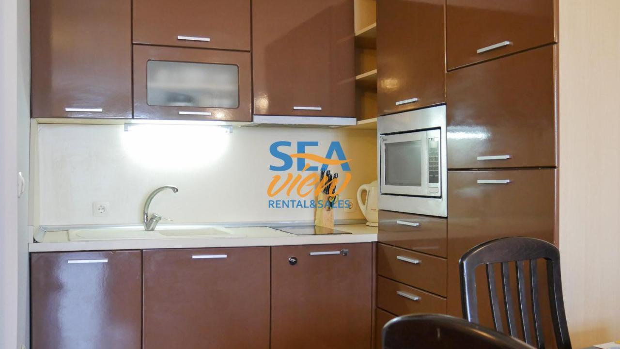 Sea View Rental Front Beach Golden Sands Exterior photo
